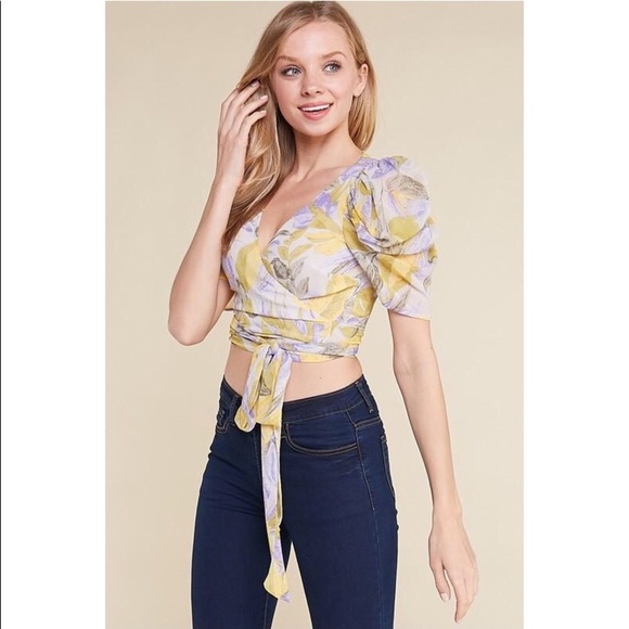 Yellow Floral Print Surplice Crop Top - Picture 3 of 7